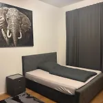 2 Rooms Shanghaiallee Appartment